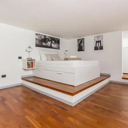 Alessia'S Flat- Portello 2 Milan Exterior photo